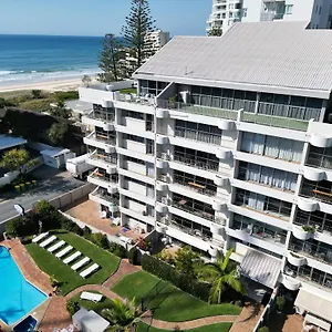 surfers-chalet.queenslandhotels.net/